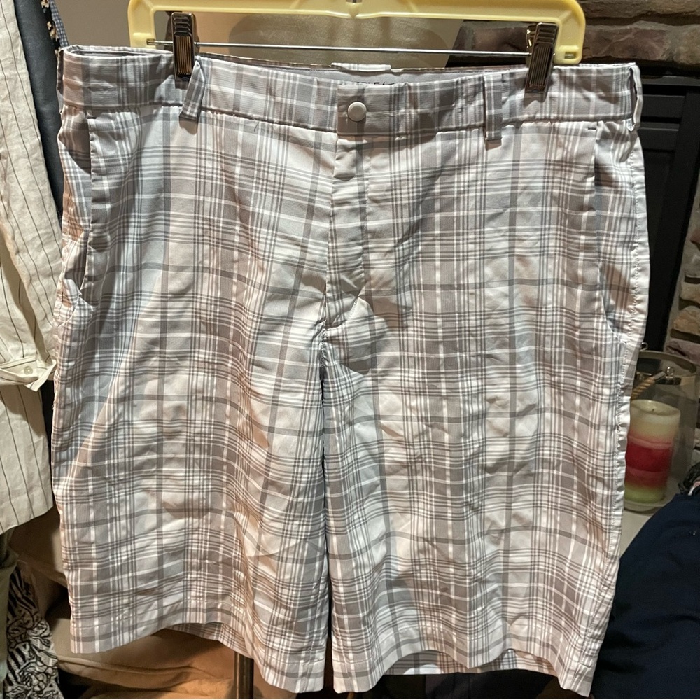 Nike Men's White and Gray Plaid Shorts